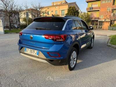 Volkswagen T-Roc 2.0 TDI 150 CV DSG Edition Plus Blu/Azzurro usata Senigallia