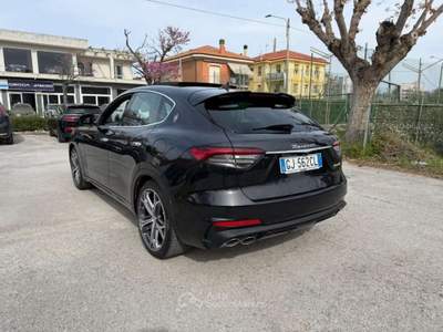Maserati Levante 330 CV AWD GT Nero usata Senigallia
