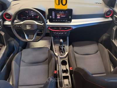 Seat Arona 1.0 ecotsi FR LINE 115cv dsg 8.000KM Argento usata Merano