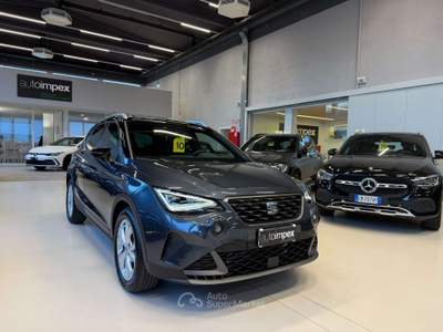 Seat Arona 1.0 ecotsi FR LINE 115cv dsg 8.000KM Argento usata Merano