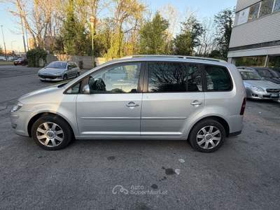 Volkswagen Touran 2.0 Trendline ecofuel usata Cinisello Balsamo