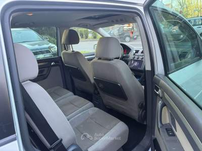 Volkswagen Touran 2.0 Trendline ecofuel usata Cinisello Balsamo