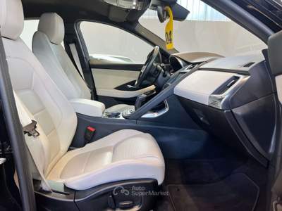 Jaguar E-Pace 2.0 i4 R-Dynamic S awd 249cv auto 27.500KM COME NUOVA Nero usata Merano