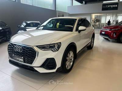 Audi Q3 Sportback 35 1.5 tfsi mhev  150cv s-tronic Sport Bianco usata Merano
