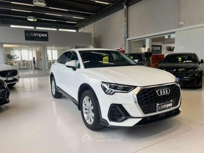 Audi Q3 Sportback 35 1.5 tfsi mhev  150cv s-tronic Sport Bianco usata Merano