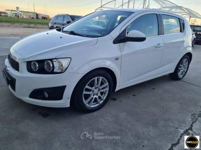 Chevrolet Aveo Diesel-Neopatentati-Anno 2012 Bianco usata Casatisma