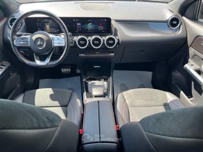 Mercedes-Benz GLA GLA 200 d Automatic Premium Nero usata Montecatini-Terme