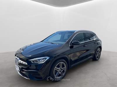 Mercedes-Benz GLA GLA 200 d Automatic Premium Nero usata Montecatini-Terme