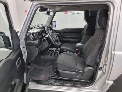 Suzuki Jimny 1.5 5MT Top Argento usata Erba