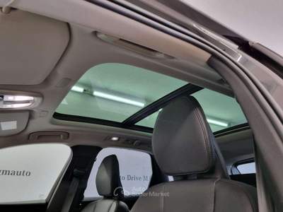 Volvo XC60 B5 (d) AWD Geartronic Momentum Pro Nero usata Erba