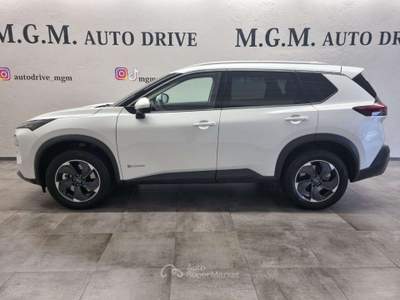 Nissan X-Trail e-Power e-4orce 4WD 7 posti N-Connecta Bianco usata Erba