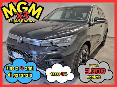 Volkswagen Tiguan 2.0 TDI 150 CV DSG R-Line Nero usata Erba