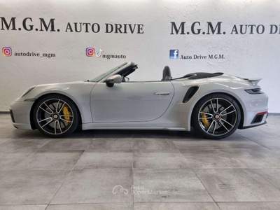 Porsche 911 Turbo S Cabriolet 650 cv Grigio usata Erba