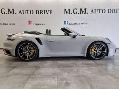 Porsche 911 Turbo S Cabriolet 650 cv Grigio usata Erba
