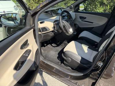 Lancia Ypsilon 69cv usata Ciserano