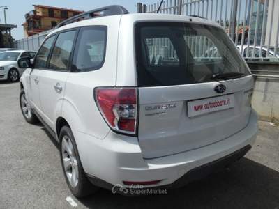 Subaru Forester Trend Bianco usata Qualiano
