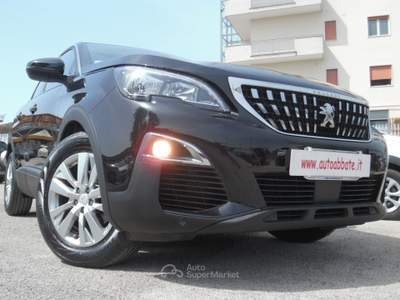 Peugeot 3008 S&S Business Nero usata Qualiano