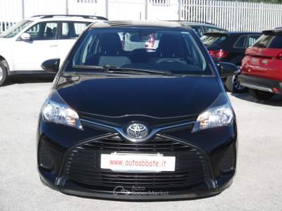 Toyota Yaris 5 porte Active Nero usata Qualiano