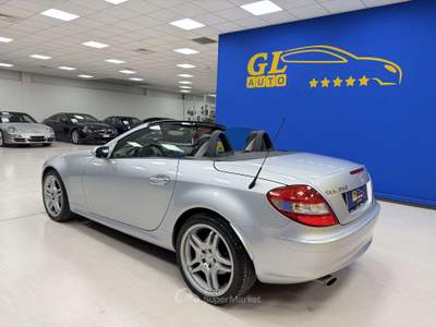 Mercedes-Benz SLK V6 DA 272CV*FULL OPTIONAL*BOOK SERVICE*PRIMA VERNICE*ASI* Argento usata Ciserano