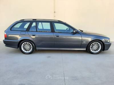 BMW Serie 5 525d 525d 163cv Aut. Touring Futura Grigio usata Castelnovo di Sotto