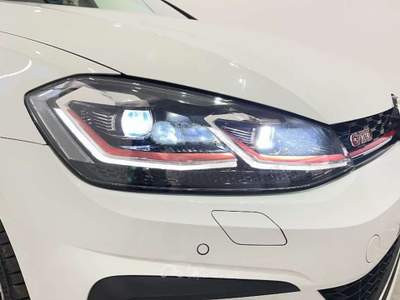 Volkswagen Golf Golf 5p 2.0 tsi Gti Performance 245cv dsg Bianco usata Milano