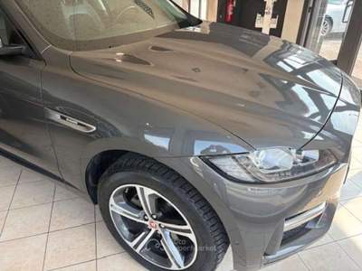 Jaguar F-Pace 2.0d i4 R-Sport awd 240cv auto Grigio usata Montecchio Maggiore