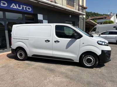Opel Vivaro L2H1 1.5d 100cv Enjoy S&S mt6 Bianco usata Montecchio Maggiore