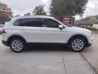 Volkswagen Tiguan Tenuta sempre in box Bianco usata San Severo