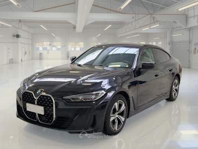 BMW Serie 4 420d BMW SERIE 4 420D XDRIVE SPORT AUTO MH48V 4 PORTE BERLINA usata Casei Gerola