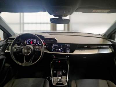 Audi A3 AUDI A3 SPORTBACK 30 TFSI MHEV S TRONIC BUSINESS 5 PORTE BERLINA usata Casei Gerola