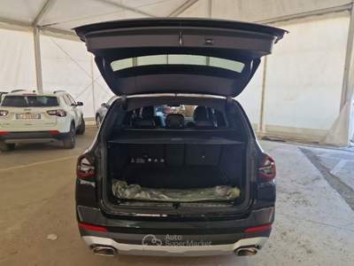BMW X3 BMW X3 SDRIVE 18D MH48V AUTO SUV usata Verona