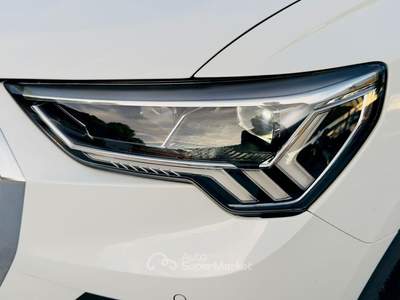 Audi Q3 S tronic line edition Bianco usata Massarosa