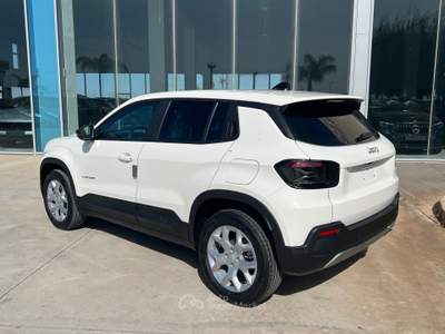 Jeep Avenger 110 CV MHEV Altitude possibilità noleggio no scoring Bianco usata Gela