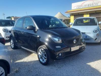 Smart ForFour 70 1.0 Passion Nero usata Castel Gandolfo Smart ForFour 70 1.0 Passion Nero usata Castel Gandolfo