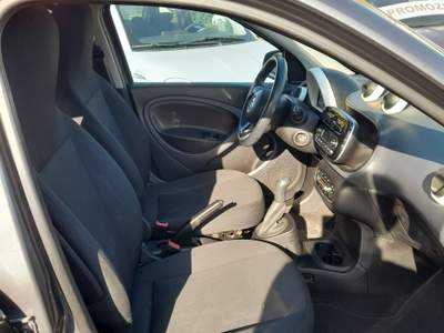 Smart ForFour 70 1.0 Passion Nero usata Castel Gandolfo