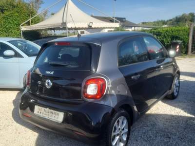 Smart ForFour 70 1.0 Passion Nero usata Castel Gandolfo