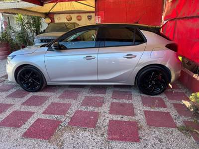 Opel Corsa Design &amp; Tech GARANTITA Argento usata Pomezia