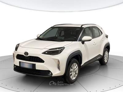Toyota Yaris Cross 1.5h 116cv active e-cvt Bianco usata Verona