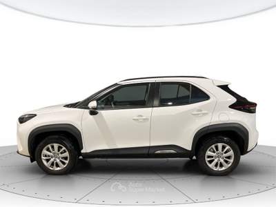 Toyota Yaris Cross 1.5h 116cv active e-cvt Bianco usata Verona