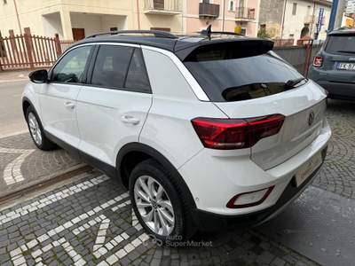 Volkswagen T-Roc 115cv 2023 UNICA Bianco usata Dugenta