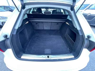 Audi A4 30 2.0 tdi mhev Business 136cv s-tronic Bianco usata Sarego
