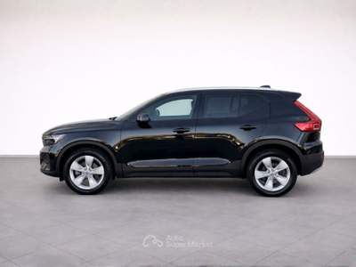 Volvo XC40 B3 CORE AUTO Nero usata San Fior