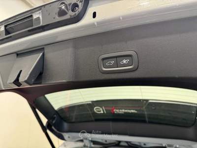 Volvo XC40 B3 CORE AUTO Grigio usata San Fior