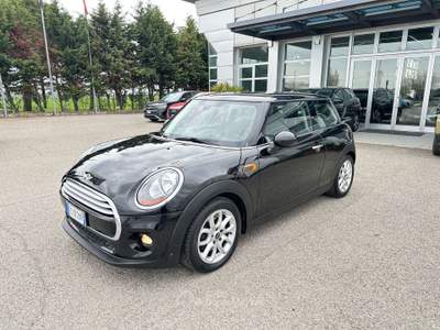 MINI 1.5 Cooper D Hype 5 Mini 1.5 Cooper D Business XL 3p Nero usata Rimini