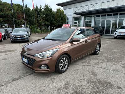 Hyundai i20 Hyundai i20 1.2 LPG Connectline ISG Marrone usata Rimini