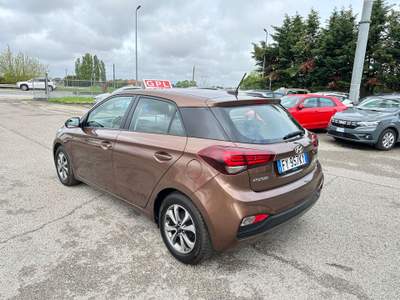Hyundai i20 Hyundai i20 1.2 LPG Connectline ISG Marrone usata Rimini