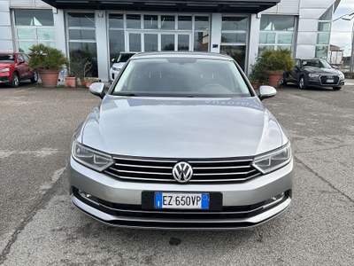Volkswagen Passat Passat 1.6 TDI Business Line 120cv Grigio usata Rimini