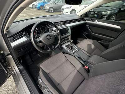 Volkswagen Passat Passat 1.6 TDI Business Line 120cv Grigio usata Rimini