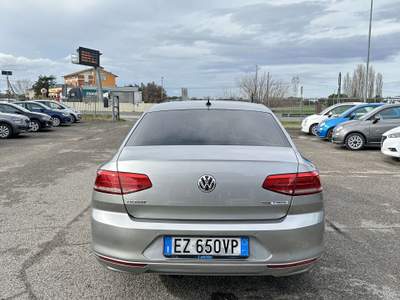 Volkswagen Passat Passat 1.6 TDI Business Line 120cv Grigio usata Rimini