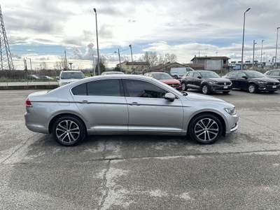 Volkswagen Passat Passat 1.6 TDI Business Line 120cv Grigio usata Rimini